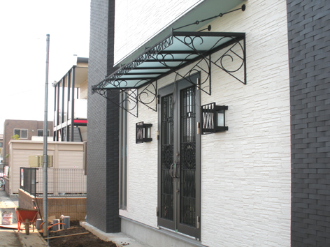 Rain shelter bracket13