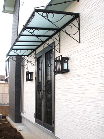 Rain shelter bracket17