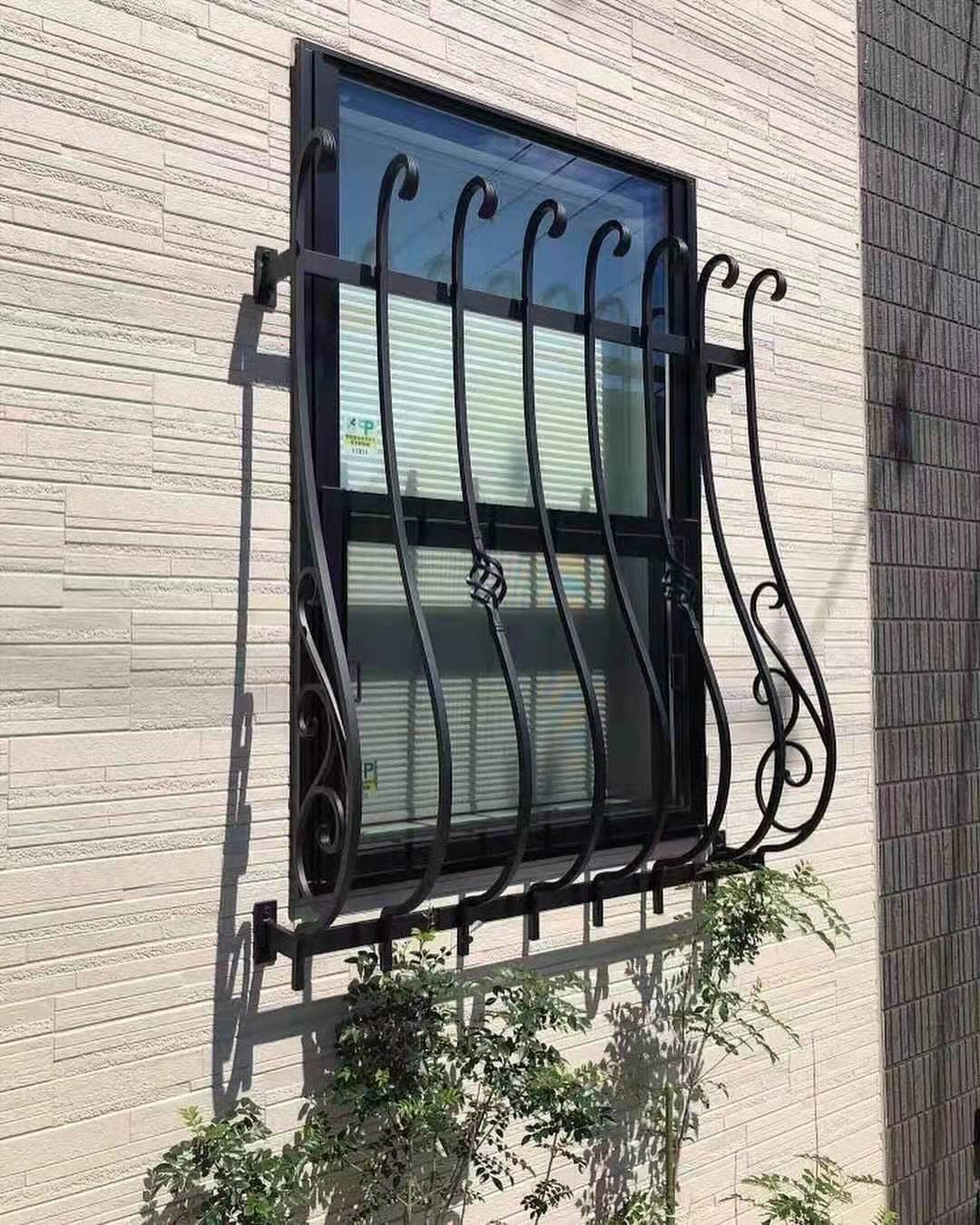Window guard02