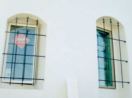 Window guard07