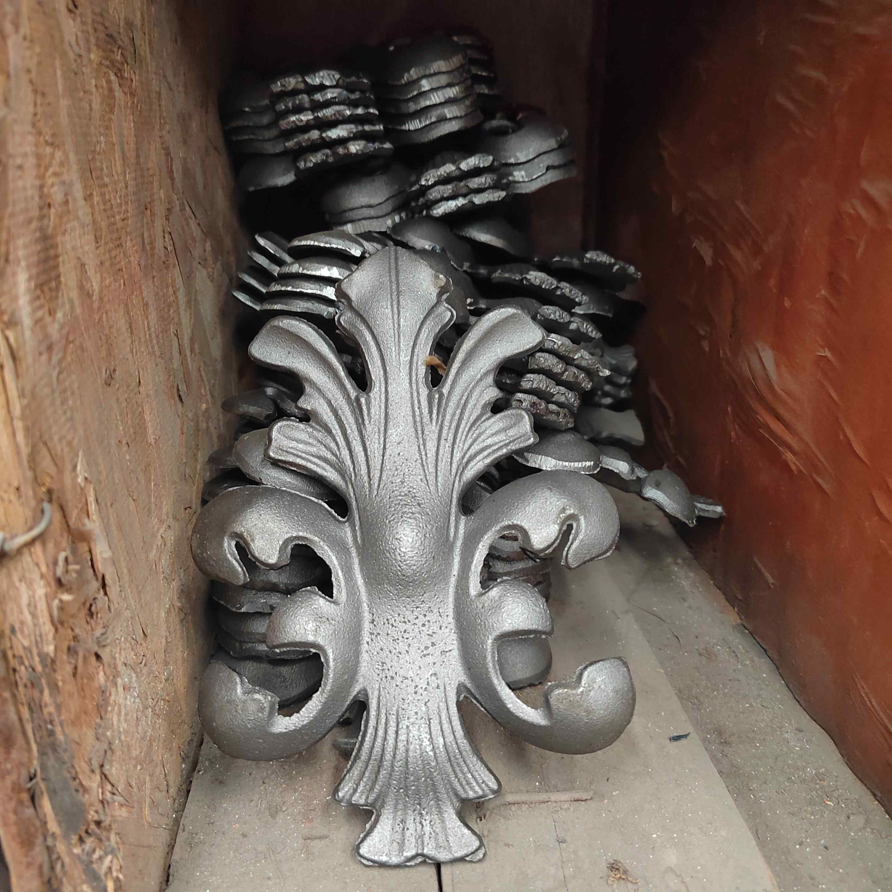 Cast Iron05